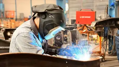 İmalat Sektörü Daralıyor, PMI 48,3'te Sabitlendi
