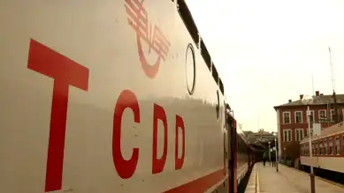 TCDD 57 İşçi Alacak! Tren Teşkil ve Vinç Operatörü Aranıyor